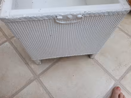 Photo of free Vintage Lloyd Loom Type Storage Box (Handforth SK9) #2