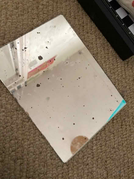 Photo of free Glass mirror (SE8 Deptford) #1