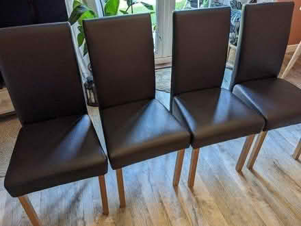 Photo of free 4x dining chairs (BN43) #1