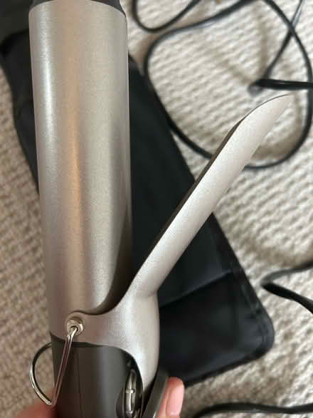 Photo of free Remington hair tongs (South Holmwood RH5) #3