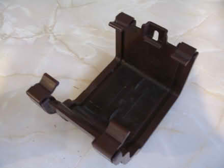 Photo of Plastic gutter union bracket (Bucknell SY7) #2