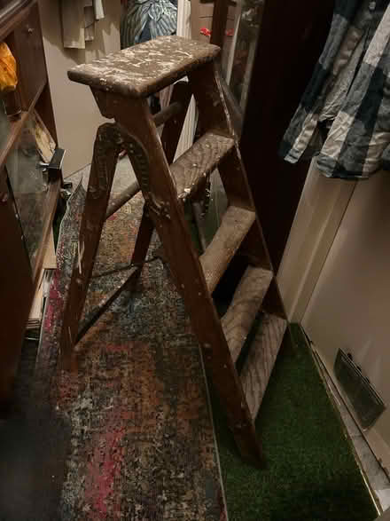 Photo of free Old step ladder (Finsbury Park N4) #1