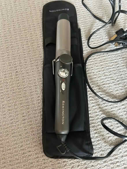 Photo of free Remington hair tongs (South Holmwood RH5) #2