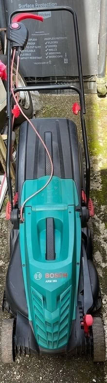 Photo of Lawnmower mains electric (Totteridge,High Wycombe HP13) #1