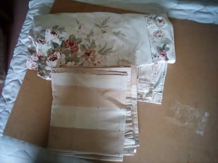 Photo of free curtains (Seaton) #1