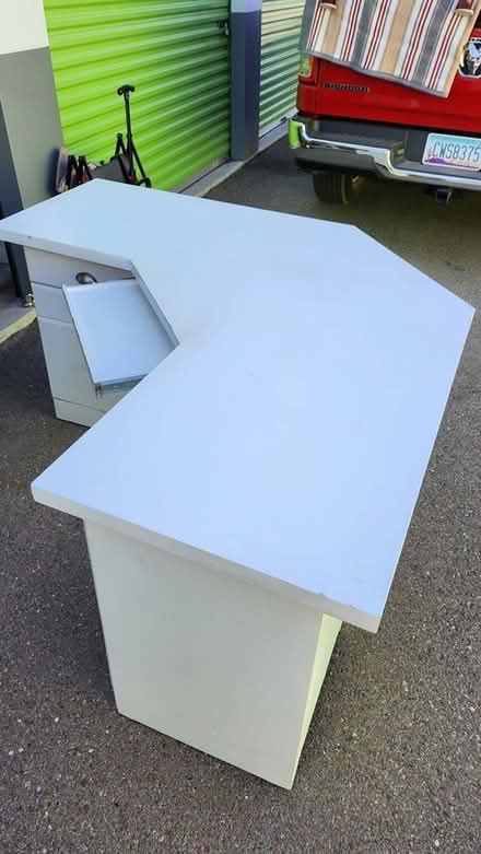 Photo of free large office desk with drawers (North side) #1
