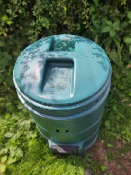 Photo of free Green compost bin (Croydon CR2) #2