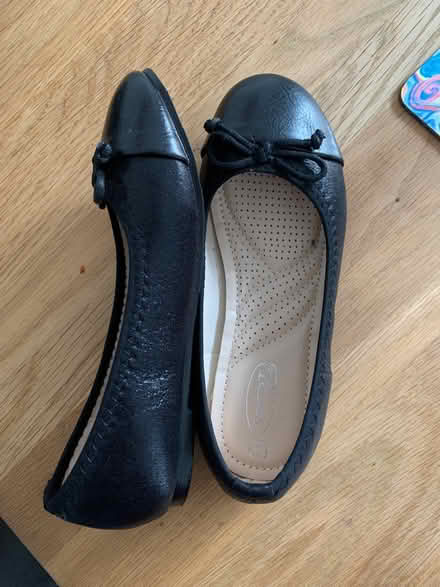 Photo of free Kids shoes (size1) (Welwyn Garden city) #2