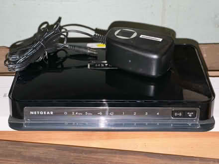 Photo of free Netgear router WNDR3700v2 (Central Belmont) #1