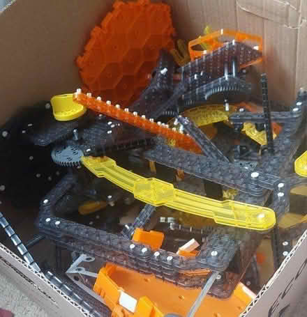 Photo of free Vex robotic toy set (Kingston KT1) #1