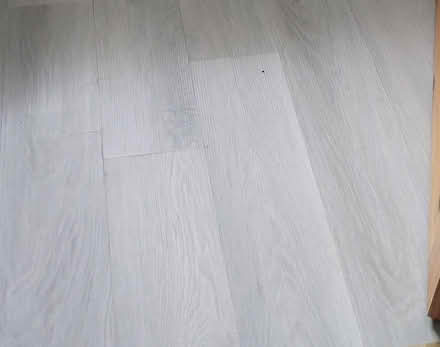 Photo of free Zeezoo Laminate flooring (Hextable BR8) #4