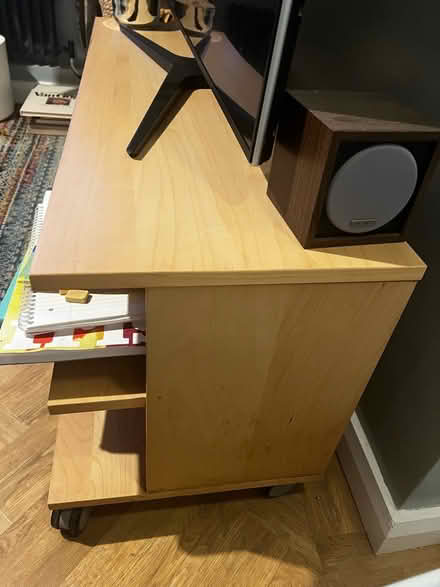 Photo of free Tv stand (Heaton Mersey, SK4) #2