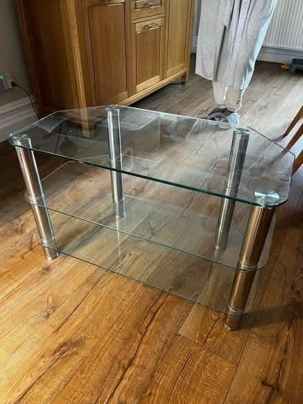 Photo of free TV Stand (E6) #1