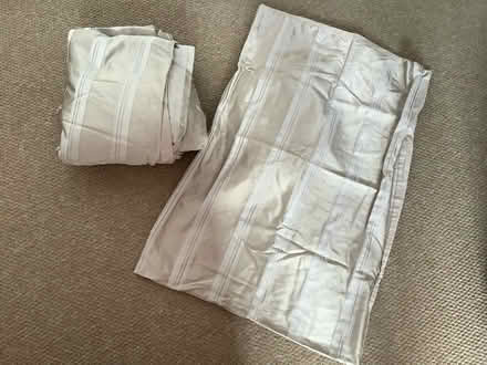 Photo of free Double Duvet & 2 Pillowcases (KT4) #1