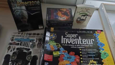 Photo of free Livres et jeux en français (clarkson lorne park area) #1