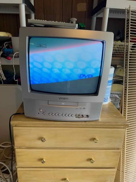 Photo of free Toshiba TV and DVD Player (Briarcliffe, Wheaton) #1