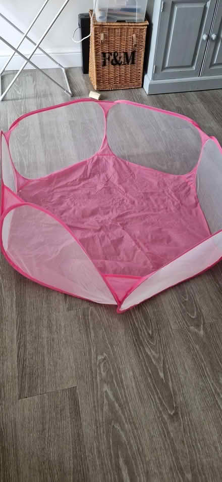 Photo of free Small Pet Pen (CT9) #1