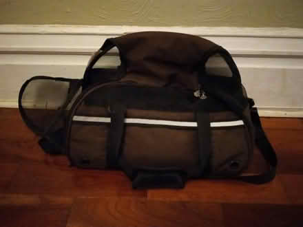 Photo of free Pet carrier (Morningside) #1