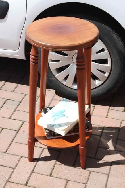 Photo of free Oak Stand. (Corley CV7) #1