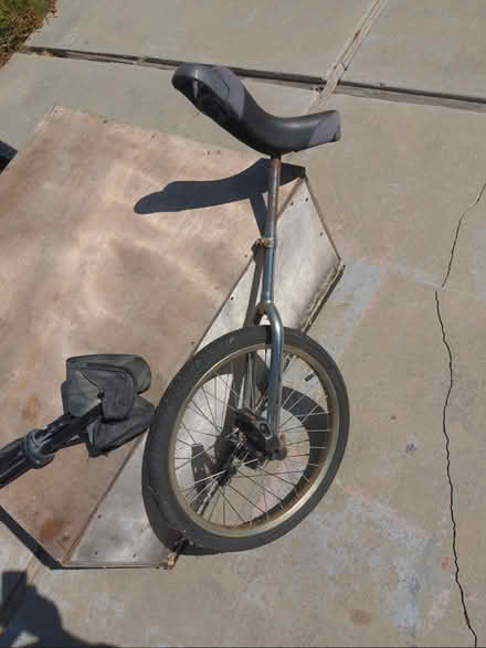 Photo of free unicycle (Culver City) #1