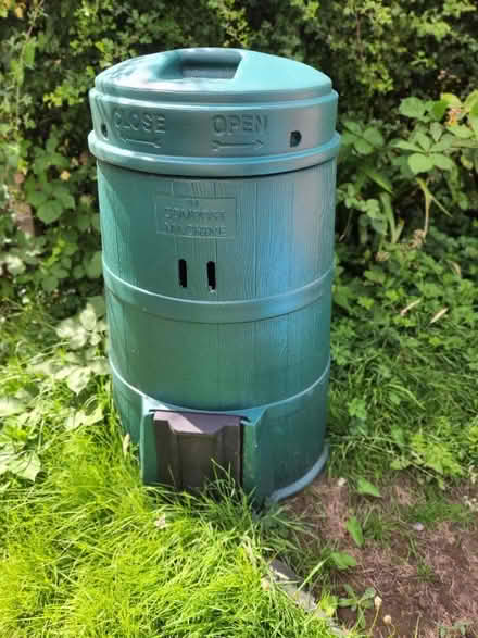 Photo of free Green compost bin (Croydon CR2) #1