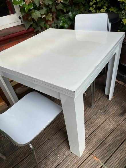 Photo of free Table and 4 chairs (Dorking RH4) #1