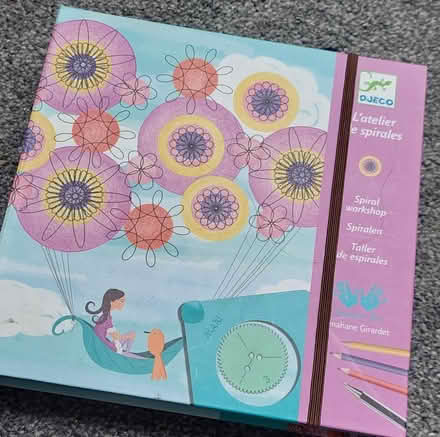 Photo of free Spiral art set (Kingston KT1) #2