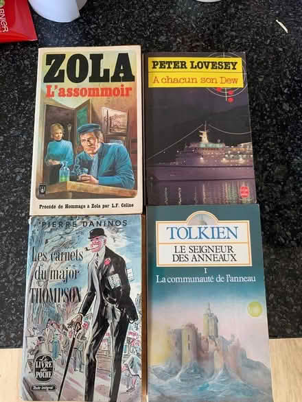 Photo of free Books in French. (GU51) #1