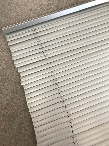 Photo of free Metal venetian blind (Coal Aston S18) #3