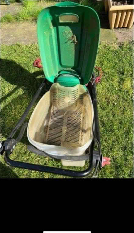 Photo of free Qualcast lawnmower faulty (Didsbury M20) #4