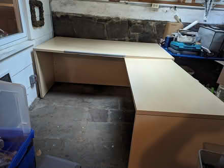 Photo of free Large desk with return (Park Hill, Yonkers) #2