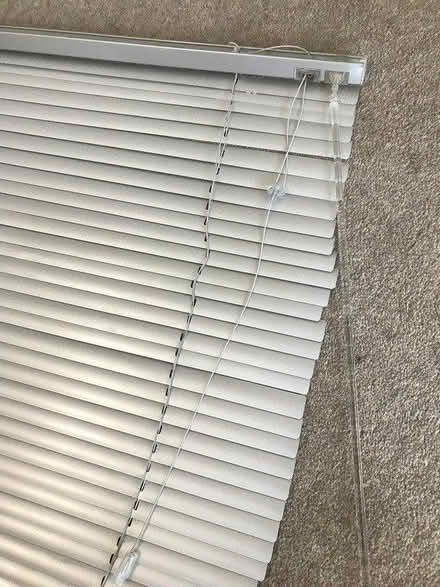 Photo of free Metal venetian blind (Coal Aston S18) #1