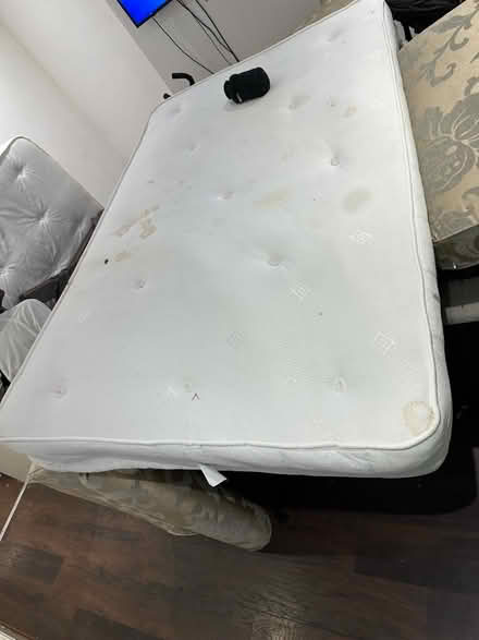 Photo of free 3,2 sofa & mattress (S9) #3