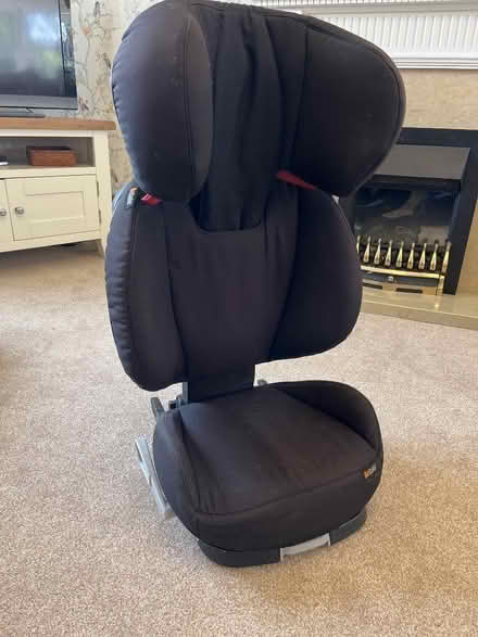 Photo of free BeSafe iZi Up fix car seat (Lostock Hall PR5) #3