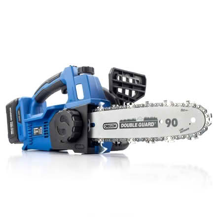 Photo of petrol chainsaw (high wycombe HP13) #1