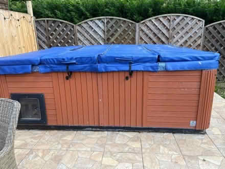 Photo of free COVER ONLY. from 7 seater Hot Tub. (Saham Toney IP25) #1