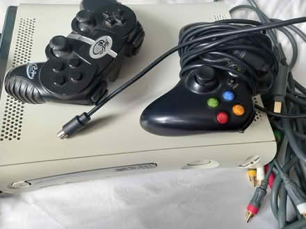Photo of free Xbox 360 not ejecting (Hucclecote) #2