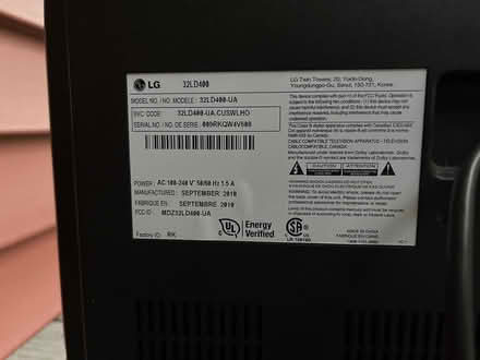 Photo of free LG TV 32” Model: 32LD400 (Yorktown Heights) #2