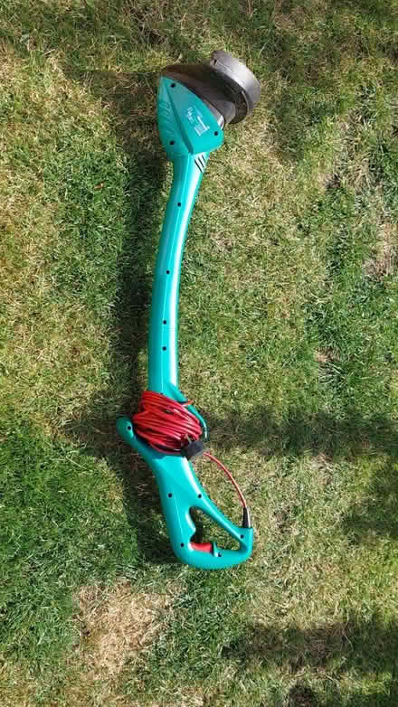 Photo of free Bosch Grass Trimmer (Strimmer) (TW12) #2