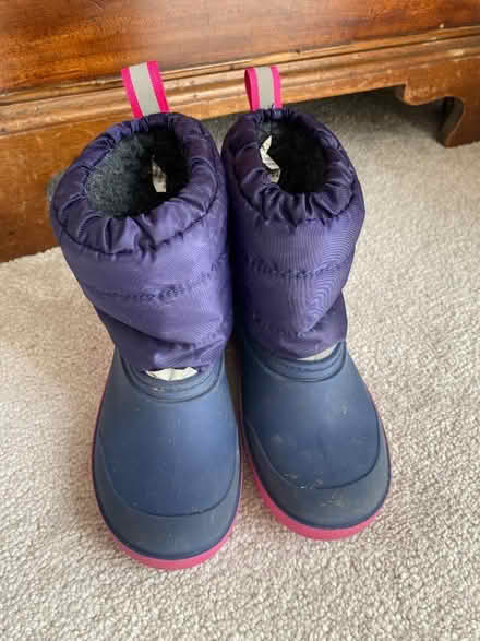 Photo of free Girls winter waterproof boots size 12.5 (Tunbridge Wells S. TN2) #3