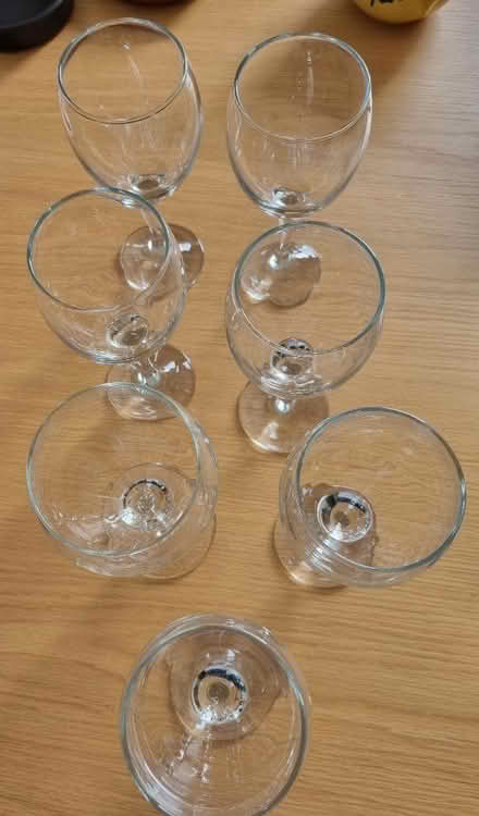 Photo of free 7 wine glasses mix (Chester CH1) #1