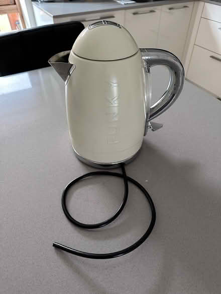 Photo of free Cordless kettle (Cardiff Bay CF11) #2
