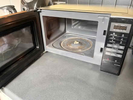 Photo of free Panasonic NN-E28JBM BPQ Microwave (Waterloo SE1) #2