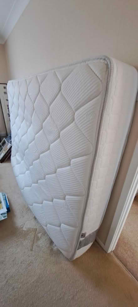 Photo of free Mattress 5ft Sealy (Bridleway, Colehill BH21) #3