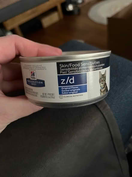Photo of free Hill’s Prescription Diet cat food (Adams Morgan) #1