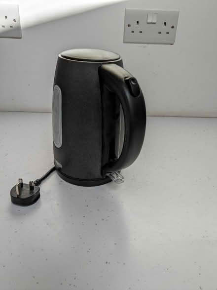 Photo of free Black Electric Kettle (Barnehurst DA7) #1