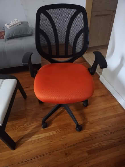 Photo of free Office chair (Brooklyn, Ditmas Park) #1