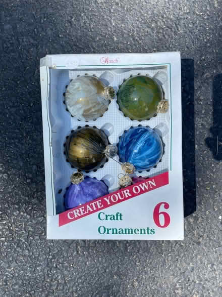 Photo of free Christmas Ornaments (Hawthorne and Pleasant) #1