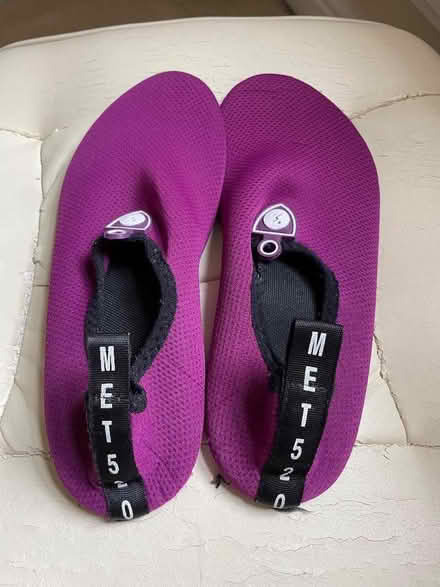 Photo of free Pair of pool shoes size 6 (GU9) #2