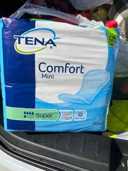 Photo of free Pads (Hanworth RG12) #1